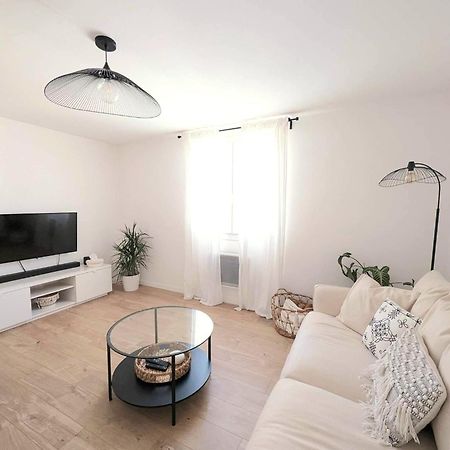 Parenthese Entre Pic Saint Loup Et Vignes - Meuble De Tourisme 3 Etoiles Apartment Les Matelles Luaran gambar