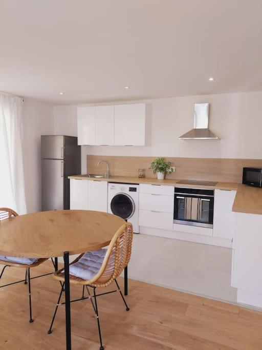 Parenthese Entre Pic Saint Loup Et Vignes - Meuble De Tourisme 3 Etoiles Apartment Les Matelles Luaran gambar